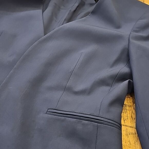 THEORY Lindrayia Navy Open-front Wool Blend Blazer Size 6 Career Academia Preppy - Picture 5 of 8